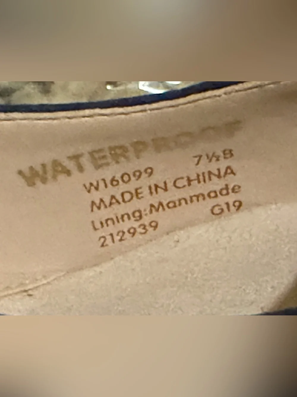 NIB Cole Haan The Go-To Wedge 60mm Waterproof Marine Blue 7.5
